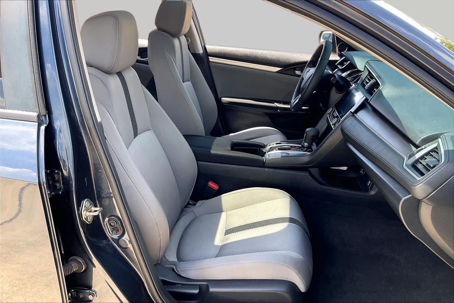 Used 2016 Honda Civic EX image 9
