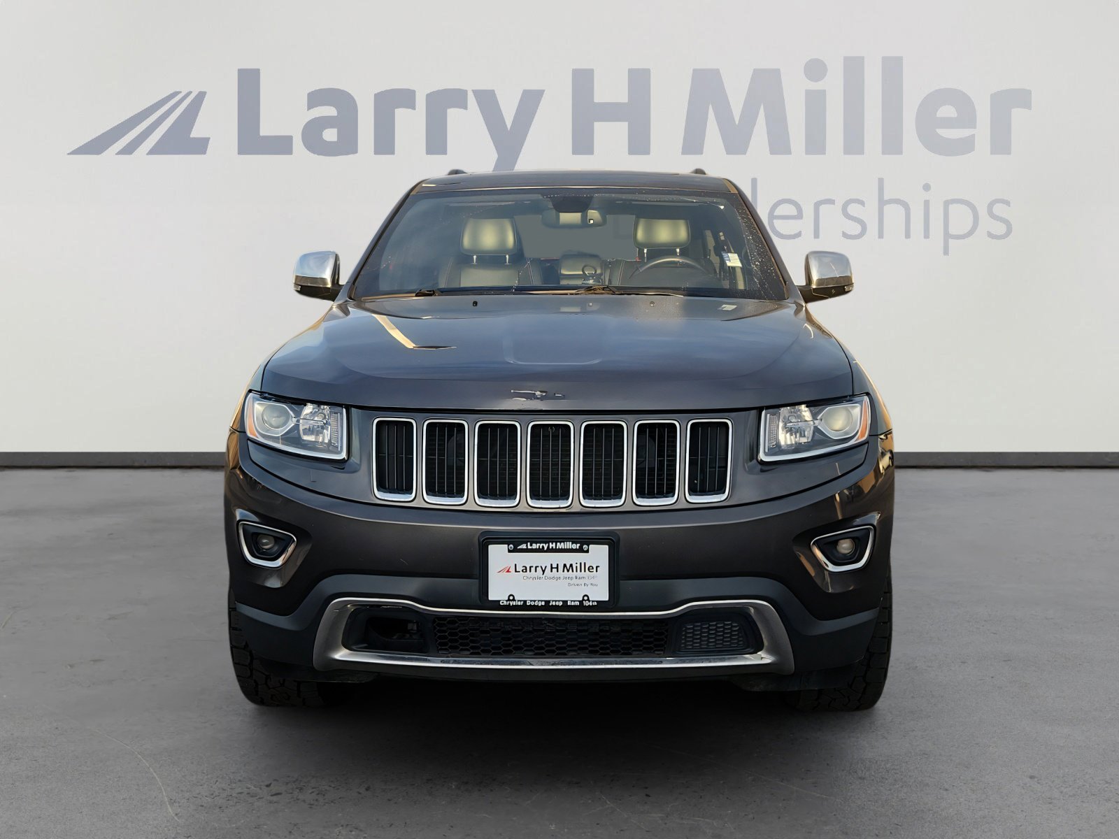 Used 2016 Jeep Grand Cherokee Limited w/ Trailer Tow Group IV image 9