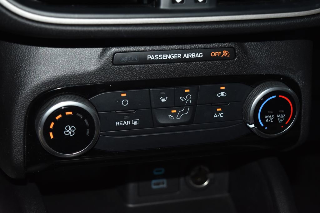 Used 2022 Ford Escape SE image 13