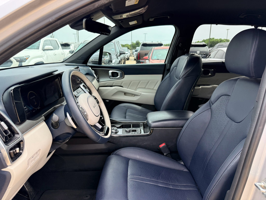 Used 2023 Kia Sorento SX Prestige AWD/4WD image 11