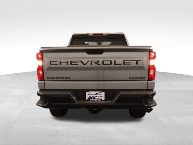 New 2026 Chevrolet Silverado 1500 Custom Trail Boss w/ Turbomax Blackout Package AWD/4WD image 4