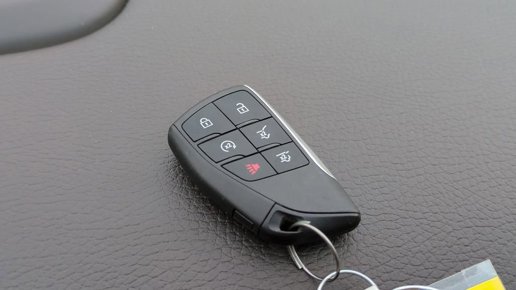 Used 2021 GMC Yukon Denali w/ Denali Premium Package image 43