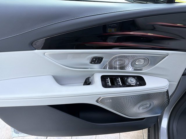 New 2026 Lincoln Nautilus Reserve AWD/4WD image 8