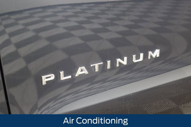 New 2025 Ford Expedition Max Platinum w/ Driver's Package image 15