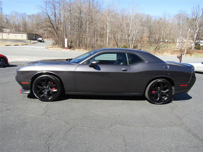 Used 2015 Dodge Challenger SXT Plus w/ Driver Convenience Group image 8