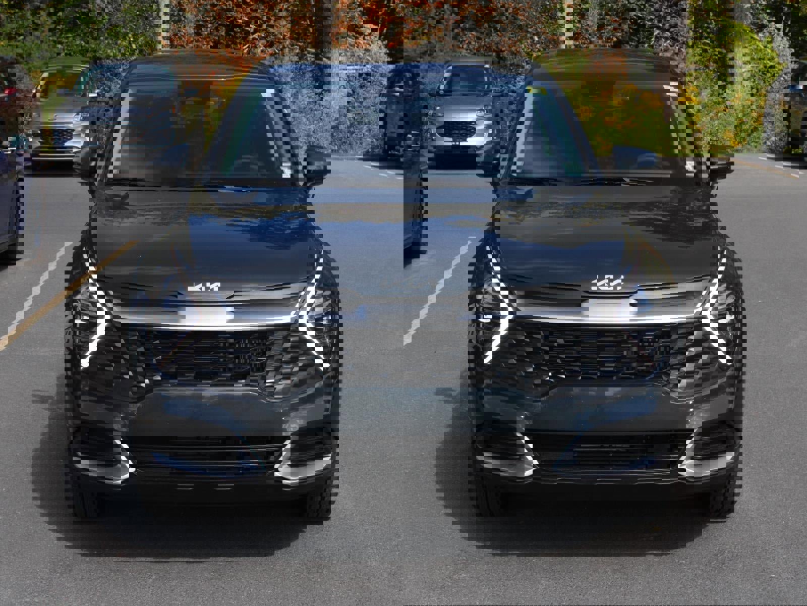 New 2025 Kia Sportage LX image 2