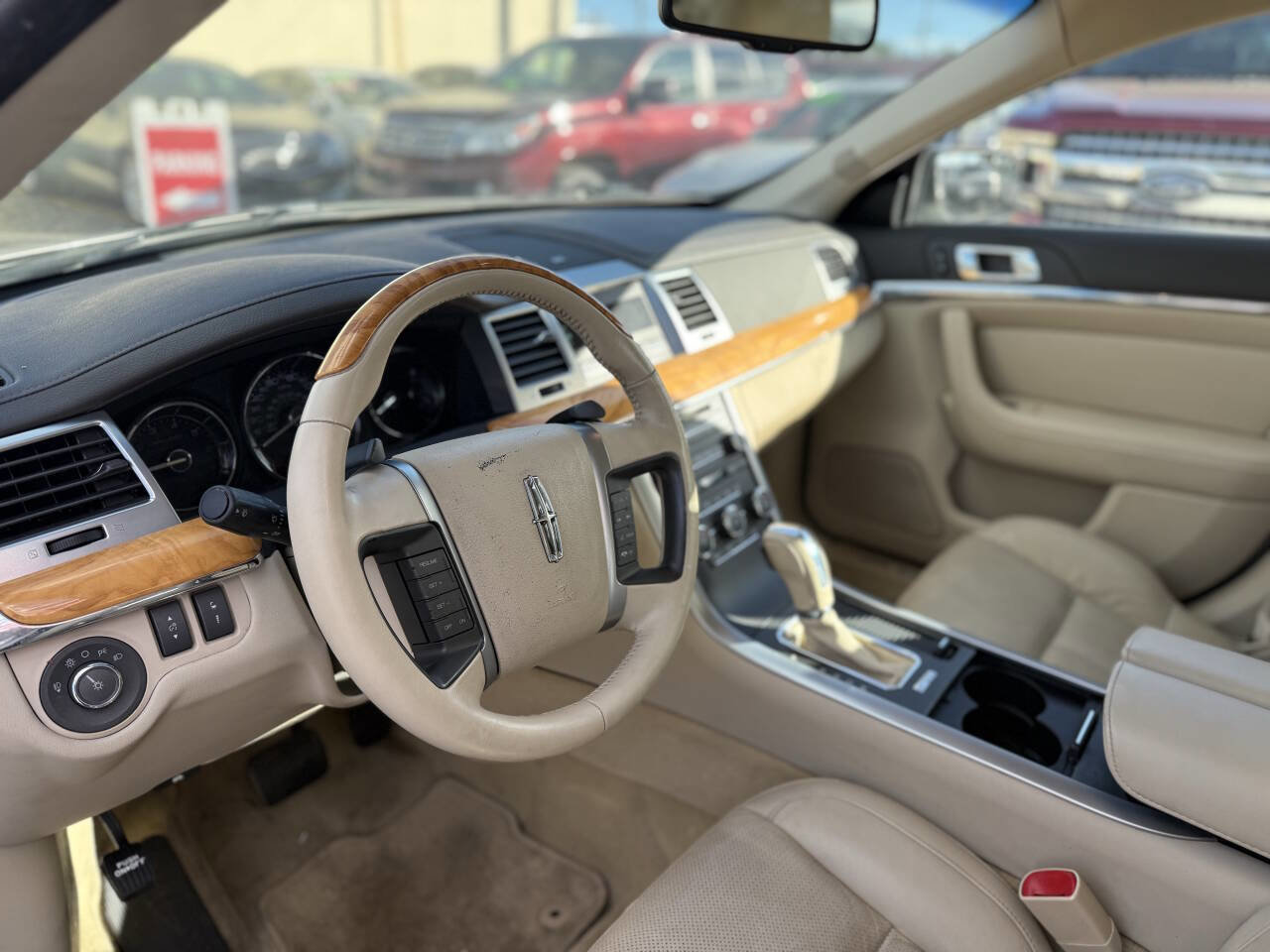 Used 2012 Lincoln MKS image 13