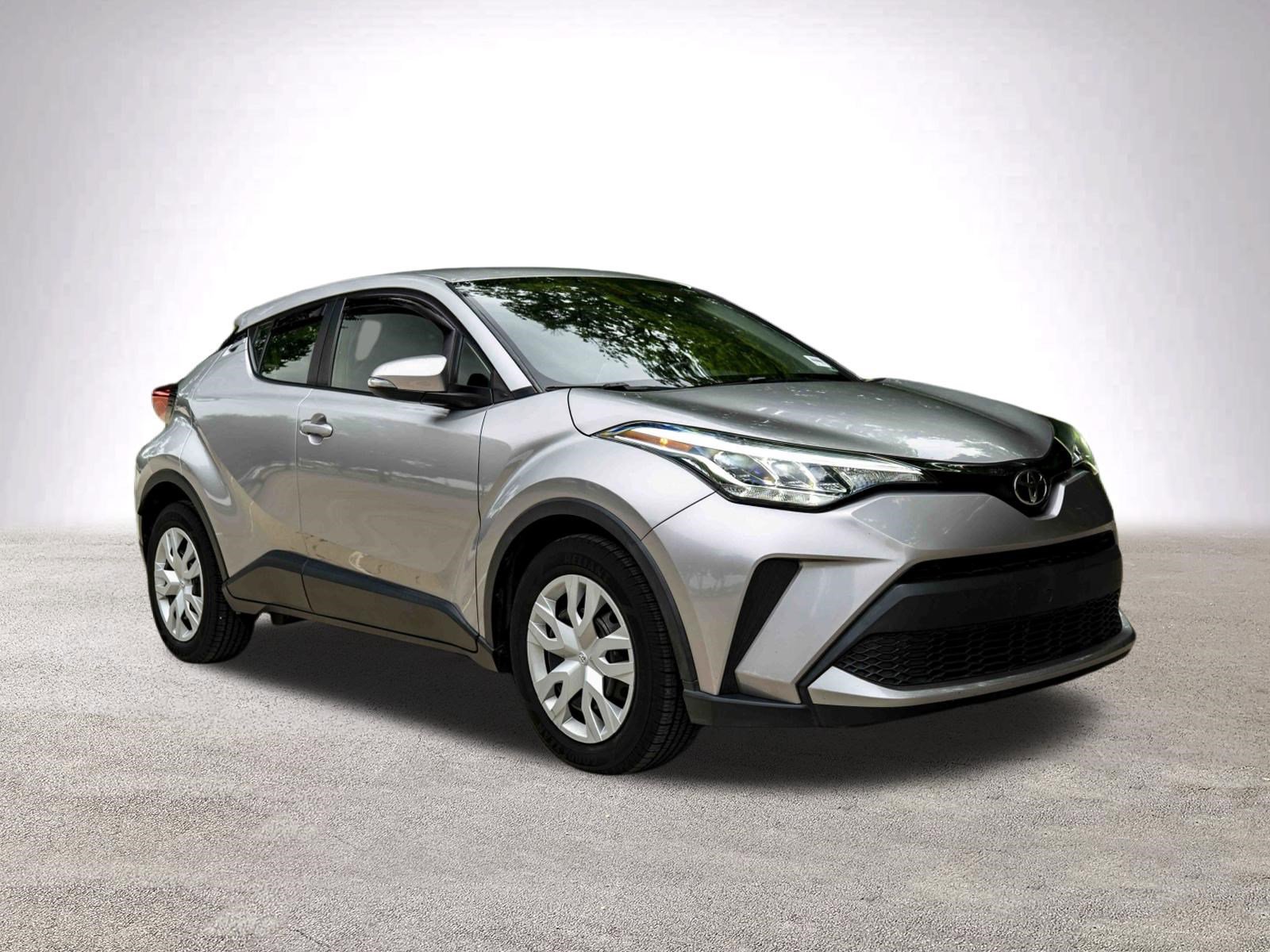Used 2020 Toyota C-HR LE FWD image 2