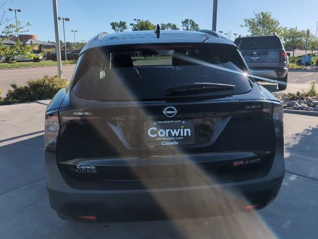 Used 2025 Nissan Kicks SR AWD/4WD image 7