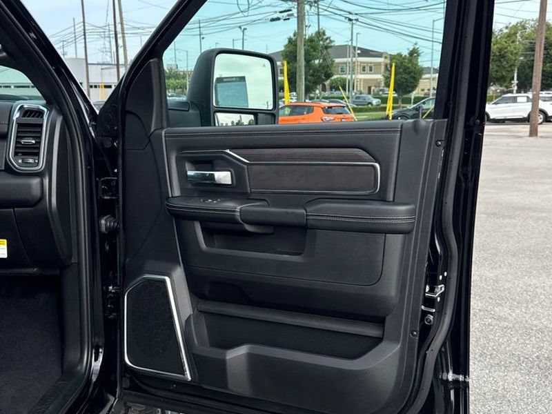 New 2026 RAM 2500 Laramie w/ Night Edition AWD/4WD image 20