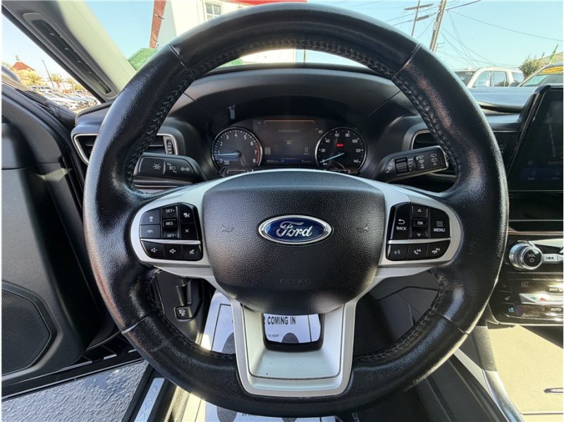 Used 2021 Ford Explorer Limited RWD image 33