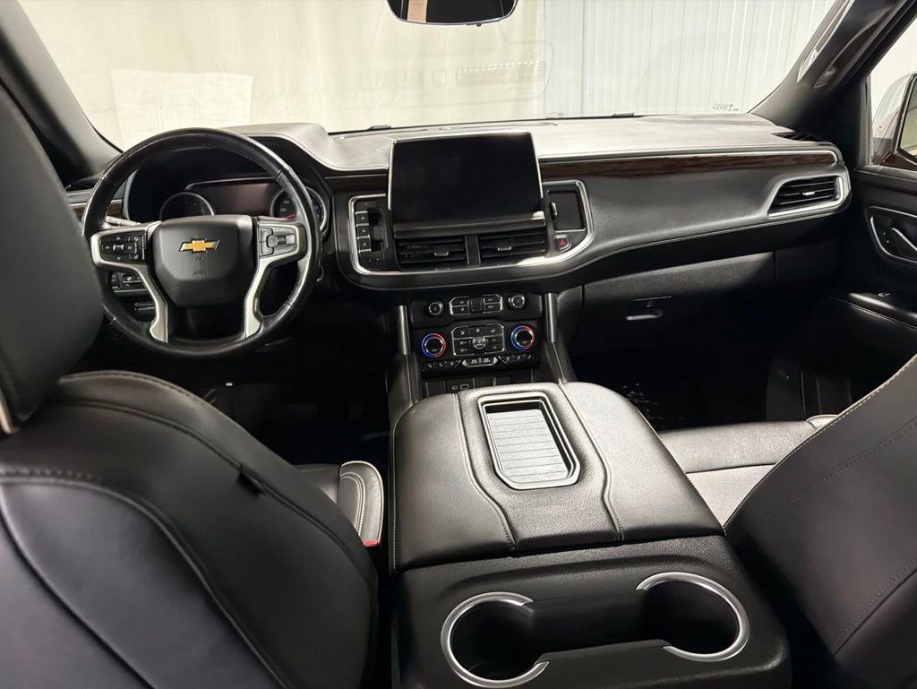 Certified 2021 Chevrolet Suburban Premier w/ Premium Package AWD/4WD image 3