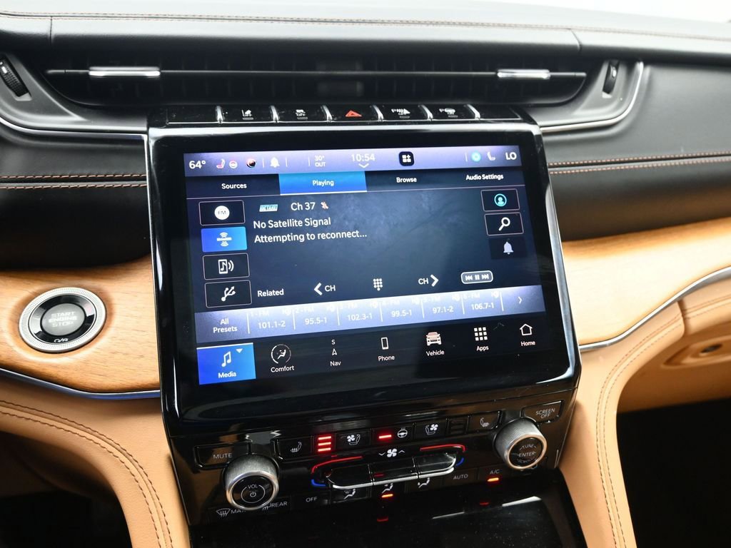 Used 2021 Jeep Grand Cherokee L Summit image 14