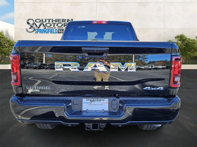 New 2026 RAM 2500 Big Horn AWD/4WD image 4