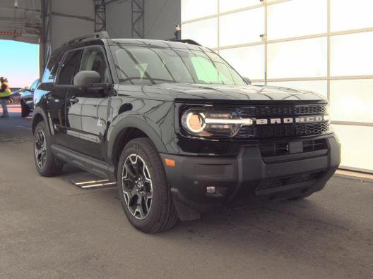 Used 2025 Ford Bronco Sport Outer Banks w/ Outer Banks Tech Package+ image 2