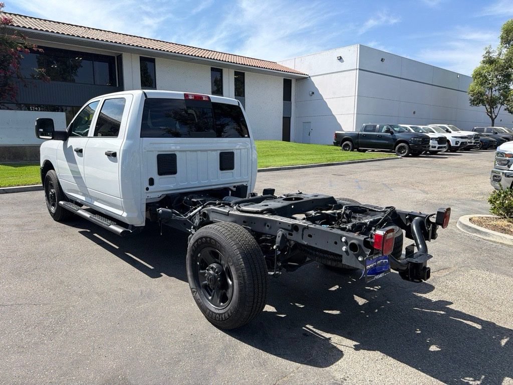 New 2025 RAM 2500 Tradesman RWD video 3