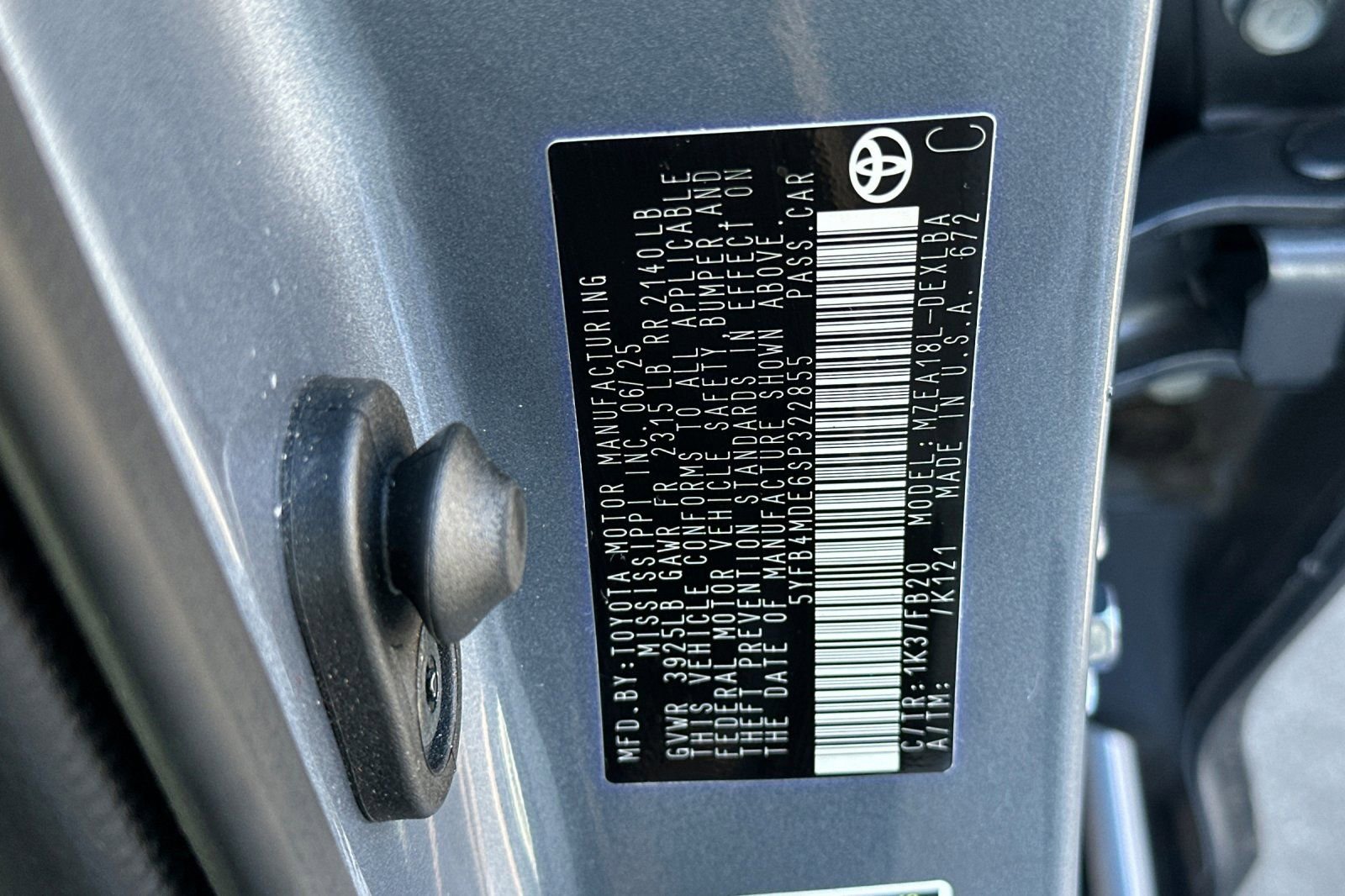 Used 2025 Toyota Corolla LE image 27