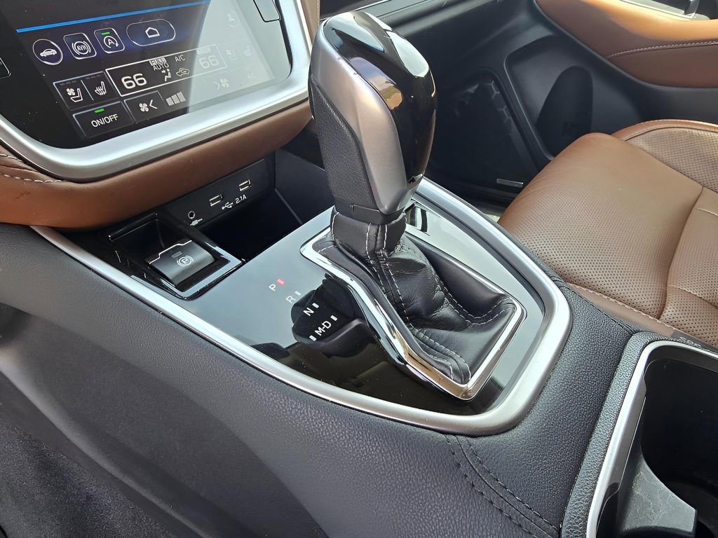 Used 2020 Subaru Outback Touring XT AWD/4WD image 18