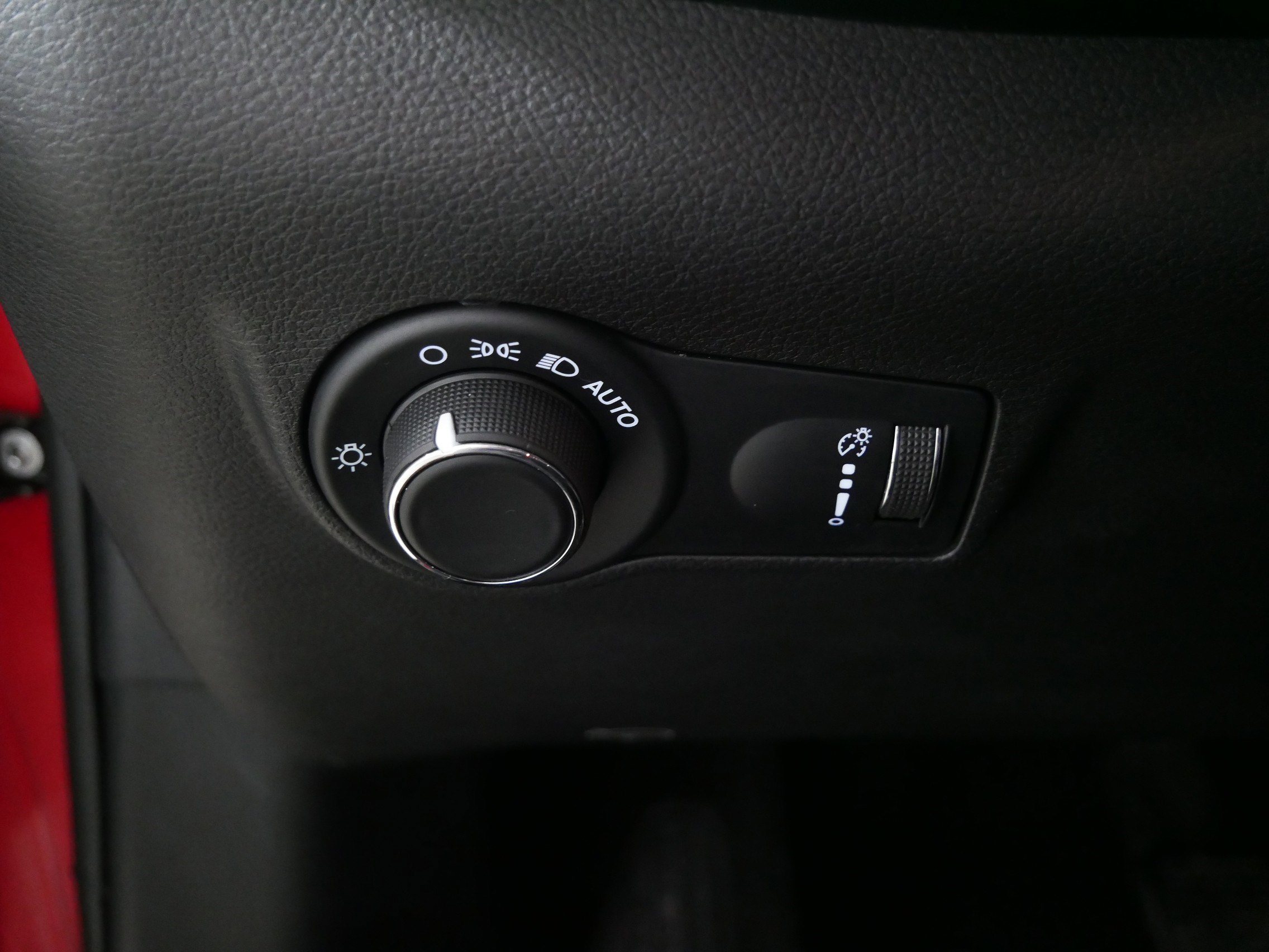 Used 2023 Jeep Compass Sport image 26