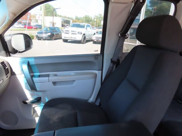 Used 2013 Chevrolet Silverado 1500 W/T AWD/4WD image 18
