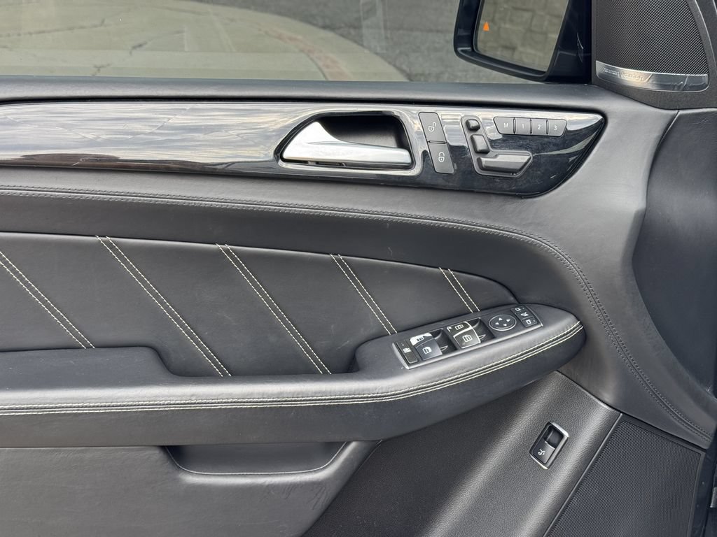 Used 2014 Mercedes-Benz ML 63 AMG 4MATIC image 18