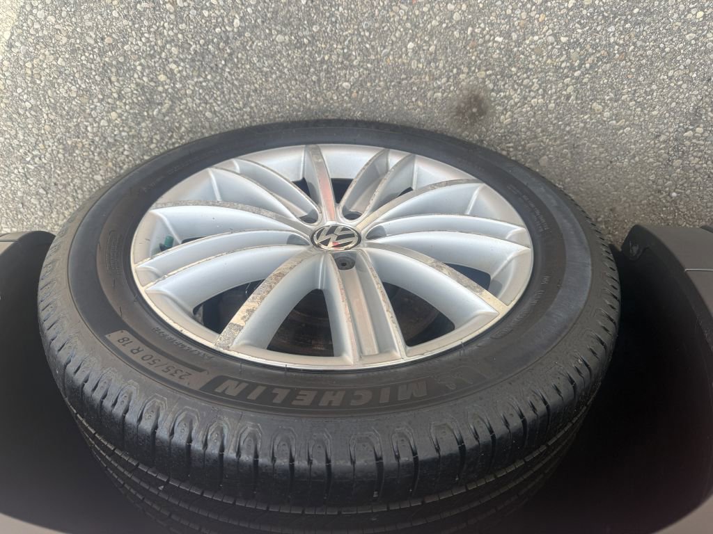 Used 2016 Volkswagen Tiguan S image 16