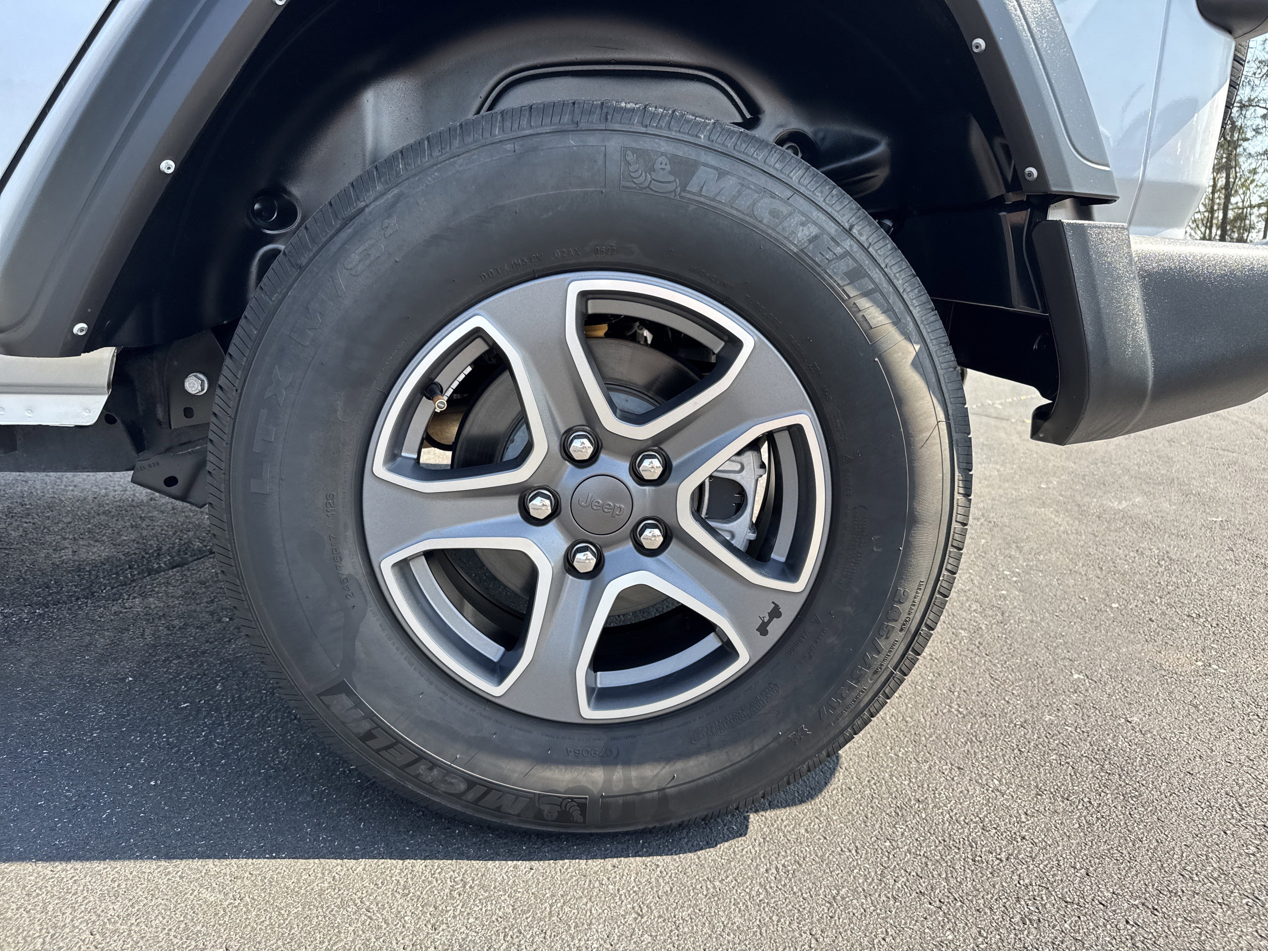 Used 2022 Jeep Wrangler Unlimited Sport AWD/4WD image 23