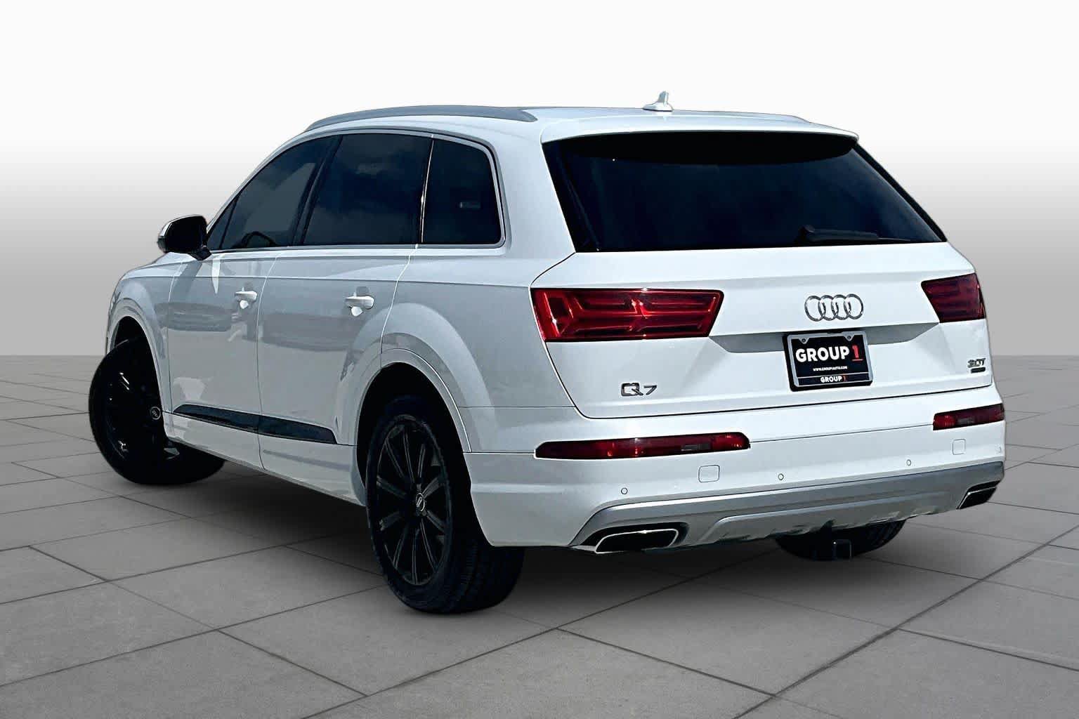 Used 2018 Audi Q7 3.0T Prestige w/ Prestige Package AWD/4WD image 11