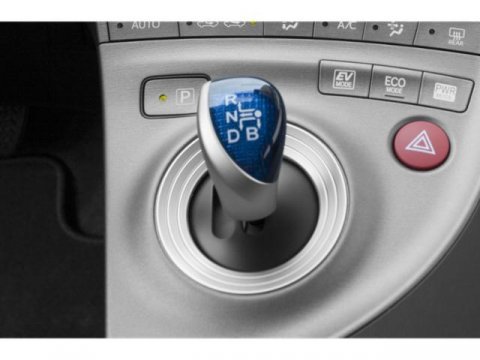 Used 2015 Toyota Prius Five image 10