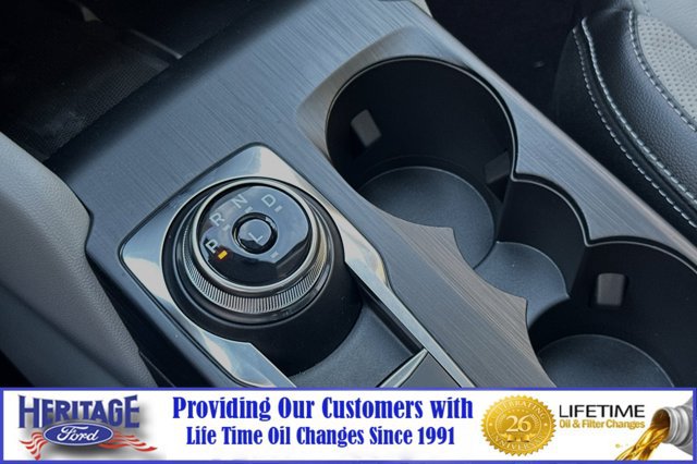 New 2024 Ford Escape SE w/ PHEV Premium Package FWD image 19