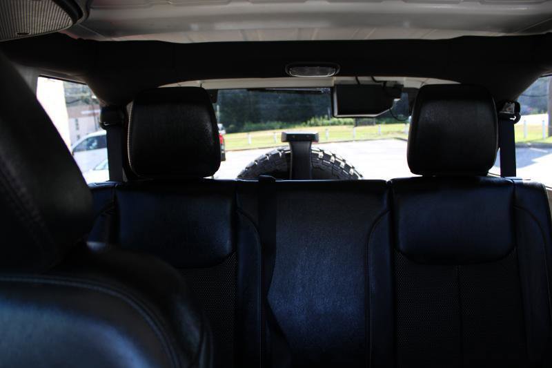 Used 2017 Jeep Wrangler Unlimited Sahara image 15