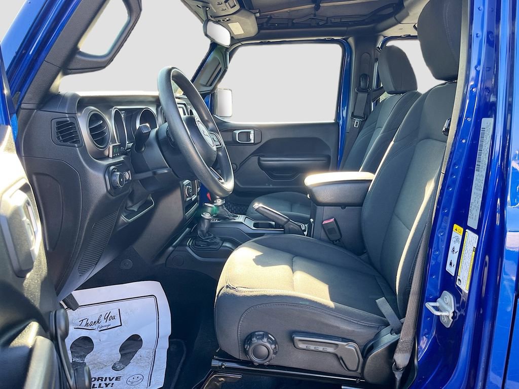 Used 2018 Jeep Wrangler Unlimited Sport image 19