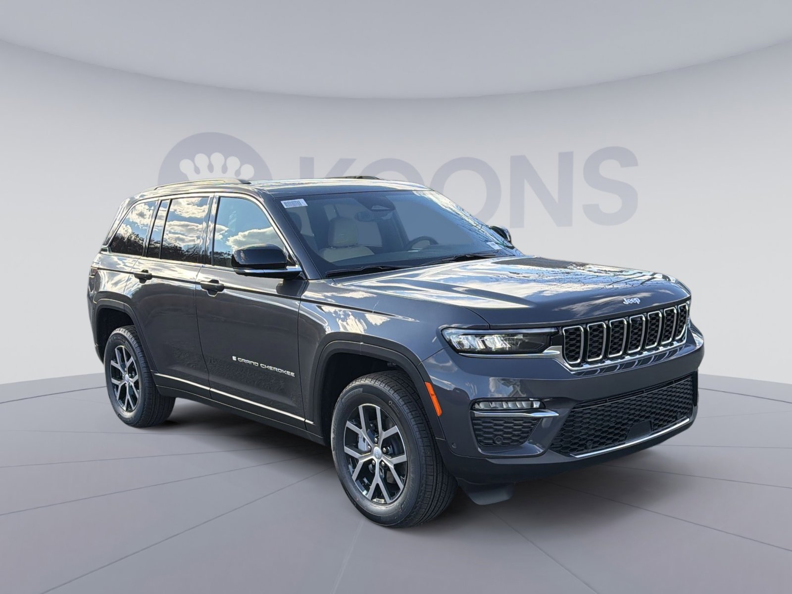 New 2025 Jeep Grand Cherokee Limited w/ Luxury Tech Group II image 10