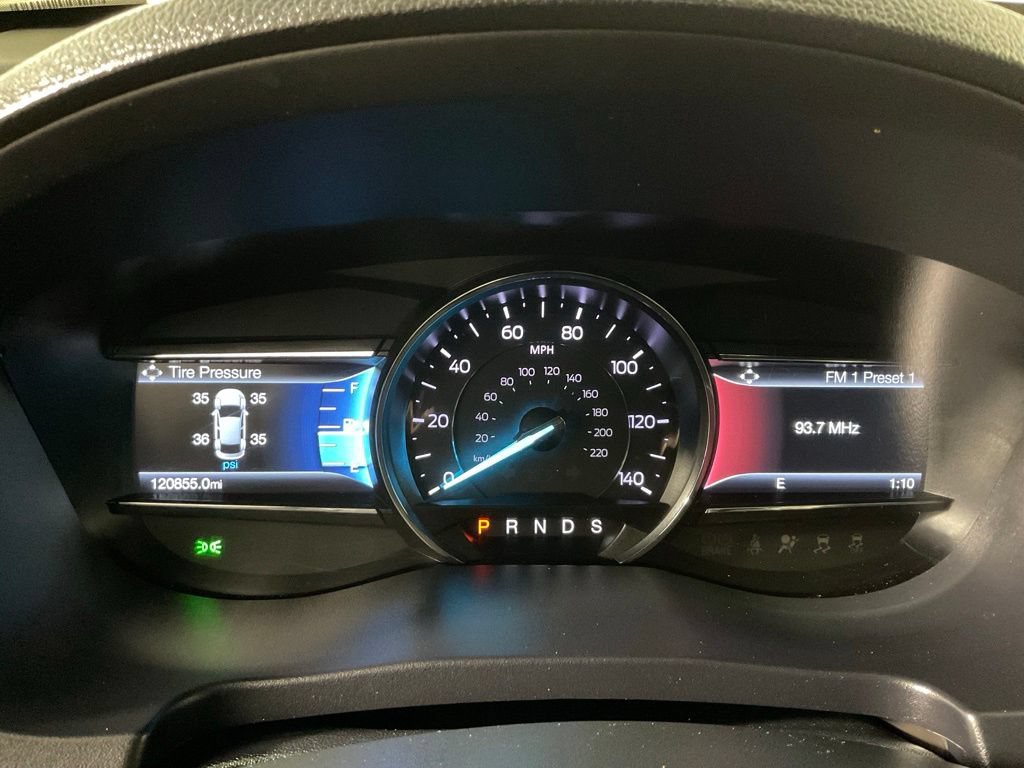 Certified 2018 Ford Explorer Limited FWD image 26