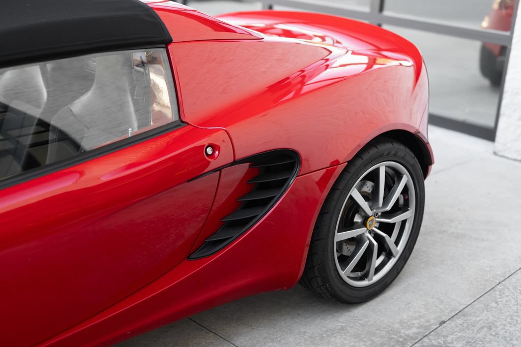 Used 2005 Lotus Elise RWD image 11