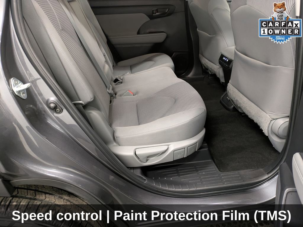 Used 2023 Toyota Highlander LE image 32