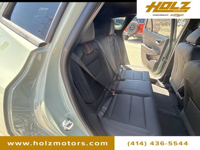 Certified 2024 Chevrolet Trax RS FWD image 25