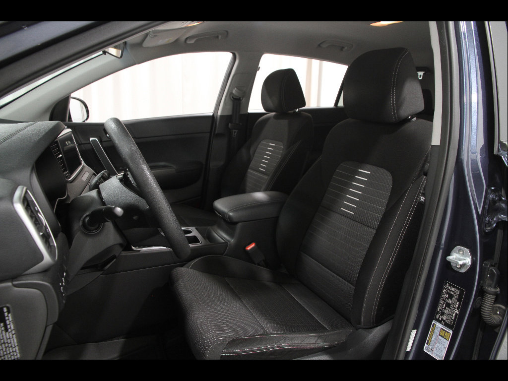 Used 2020 Kia Sportage LX w/ LX Popular Package image 5