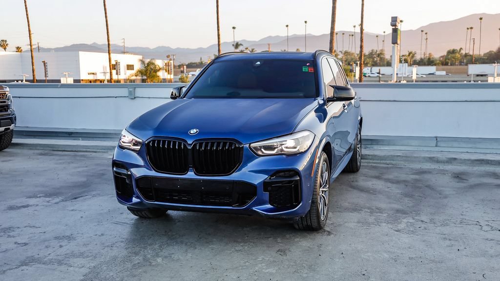 Used 2023 BMW X5 M50i AWD/4WD image 4