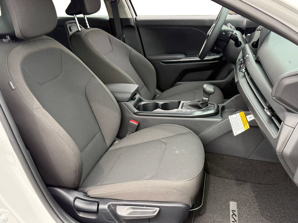 New 2026 Kia K4 FWD image 10