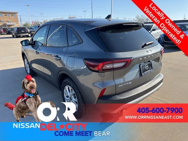 Used 2025 Ford Escape Active image 3