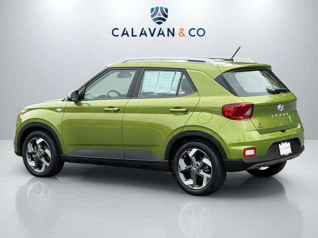 Used 2024 Hyundai Venue SEL image 5