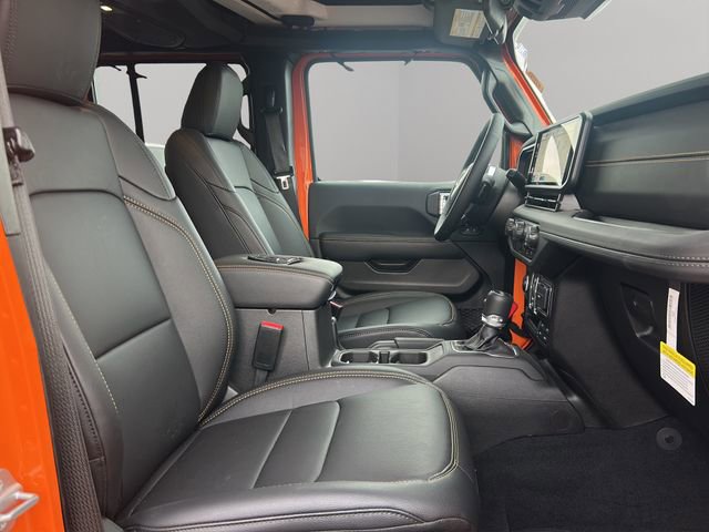 New 2025 Jeep Wrangler Unlimited Sahara w/ Safety Group image 20