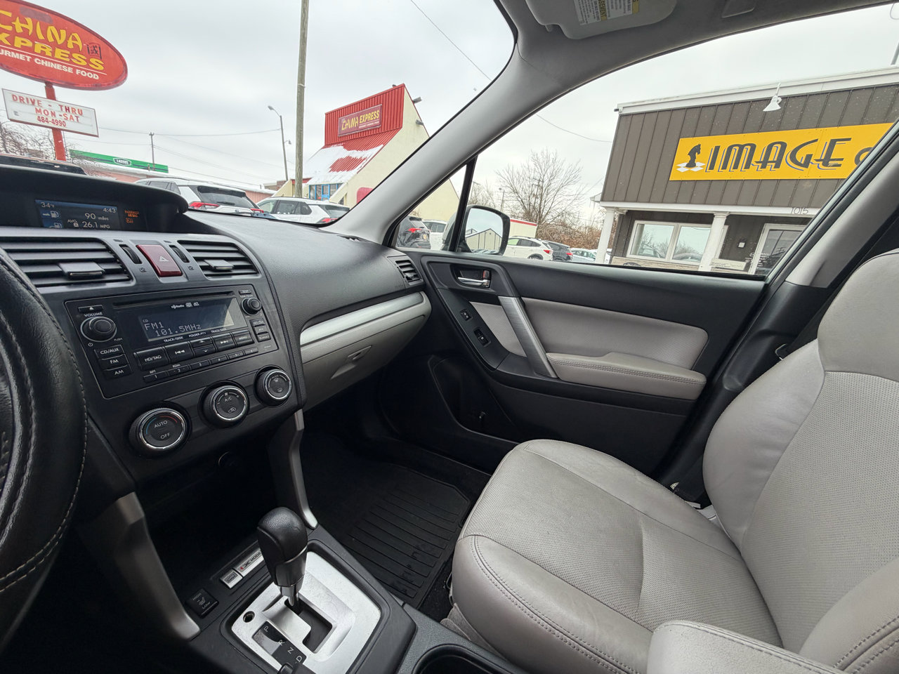 Used 2014 Subaru Forester 2.5i Limited image 21