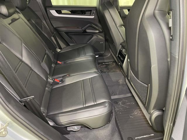 New 2026 Porsche Cayenne S image 22