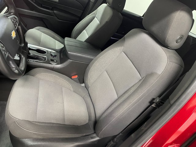 Used 2023 Chevrolet Traverse LT w/ Rear Camera Mirror Package image 12