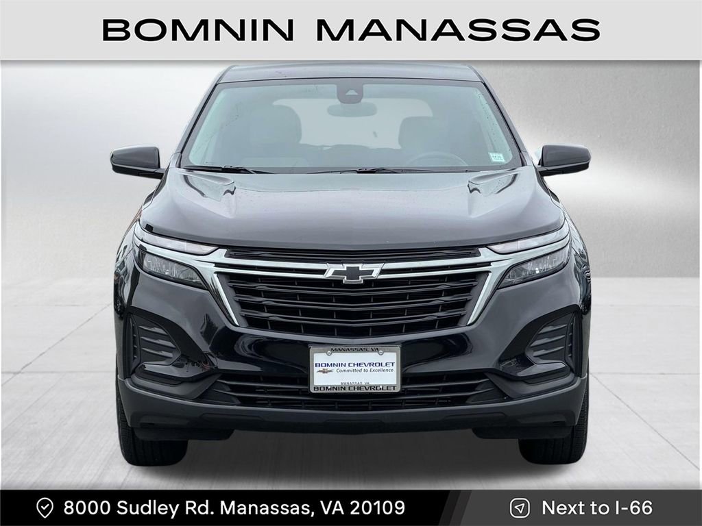 Used 2023 Chevrolet Equinox LS w/ LS Convenience Package image 2