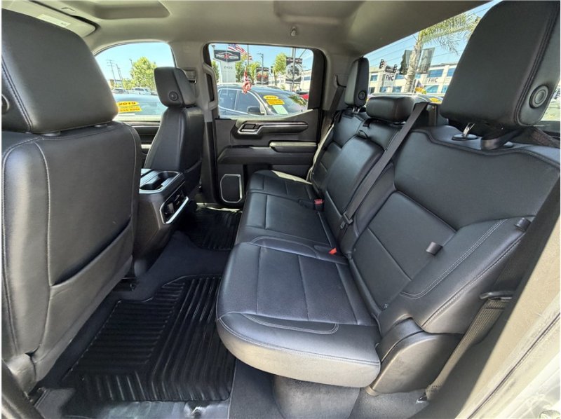 Used 2023 Chevrolet Silverado 1500 LTZ RWD image 23