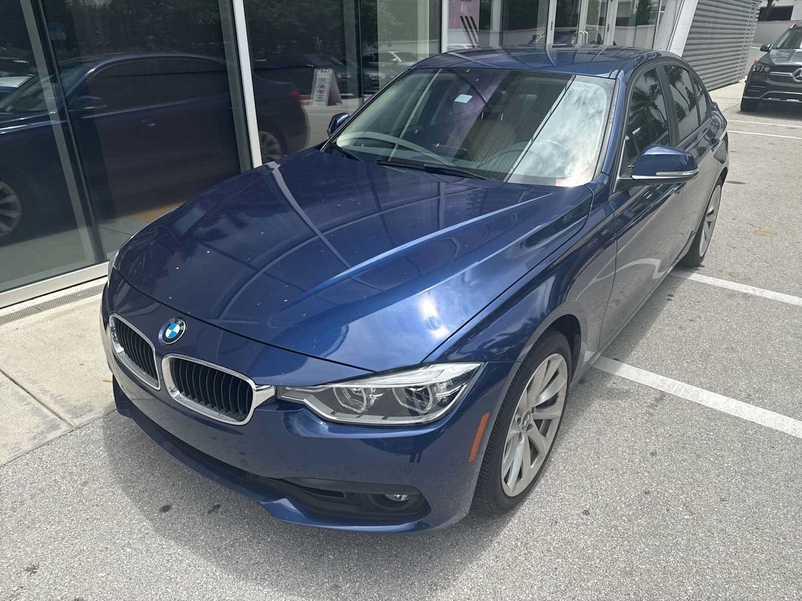 Used 2018 BMW 320i Sedan