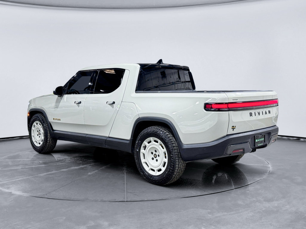 Used 2025 Rivian R1T Adventure Tri AWD/4WD image 2